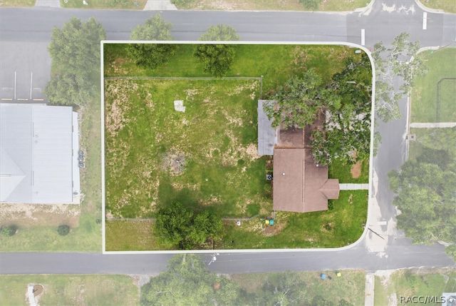 310 N Citrus Avenue, Inverness, FL 34450