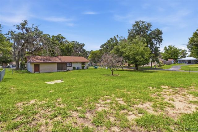 310 N Citrus Avenue, Inverness, FL 34450