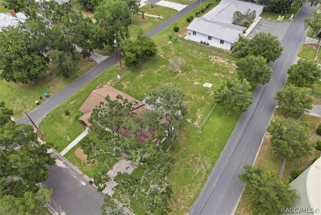 310 N Citrus Avenue, Inverness, FL 34450