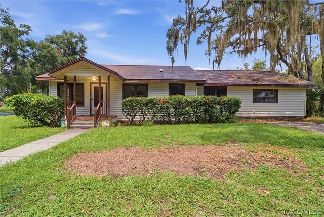 310 N Citrus Avenue, Inverness, FL 34450