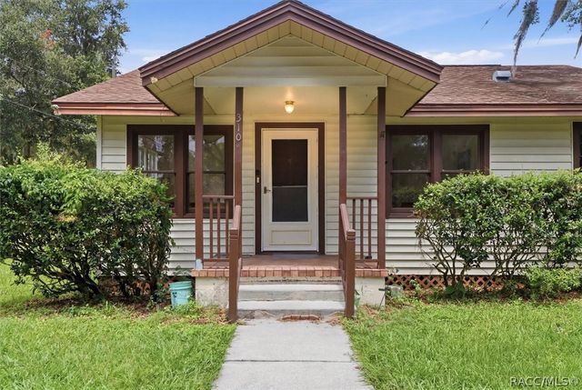 310 N Citrus Avenue, Inverness, FL 34450