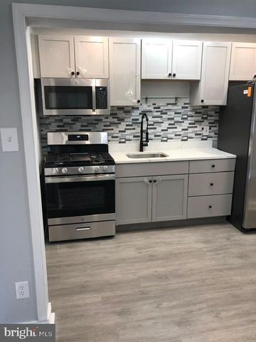 2802 WINDSOR AVE, Baltimore, MD 21216