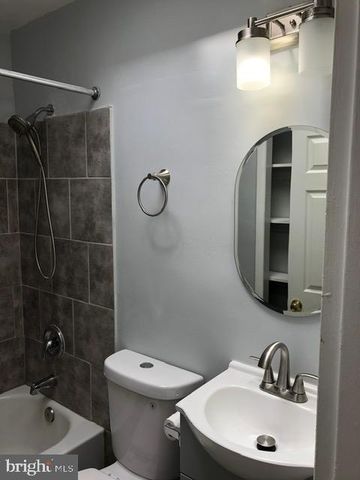 2802 WINDSOR AVE, Baltimore, MD 21216