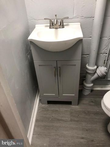 2802 WINDSOR AVE, Baltimore, MD 21216