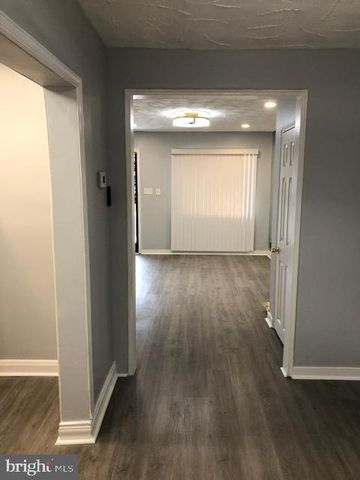 2802 WINDSOR AVE, Baltimore, MD 21216