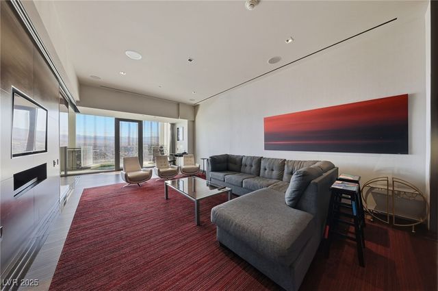 4381 West Flamingo Road 58301, Las Vegas, NV 89103