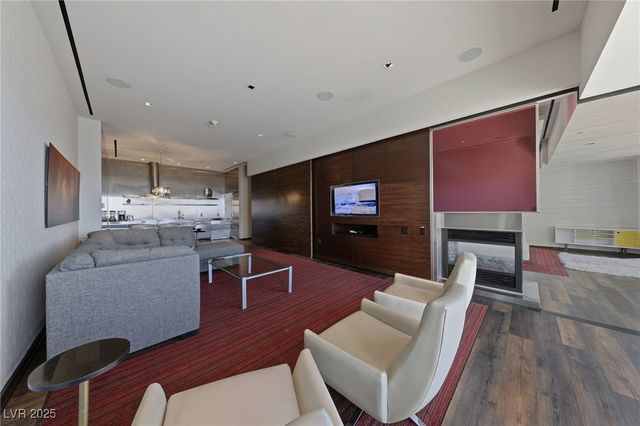 4381 West Flamingo Road 58301, Las Vegas, NV 89103