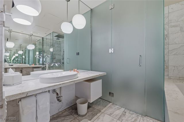 4381 West Flamingo Road 58301, Las Vegas, NV 89103