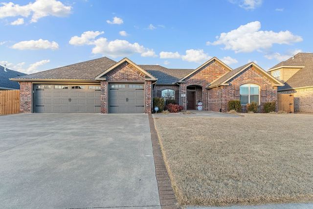 320 Chaparral Street, Centerton, AR 72719