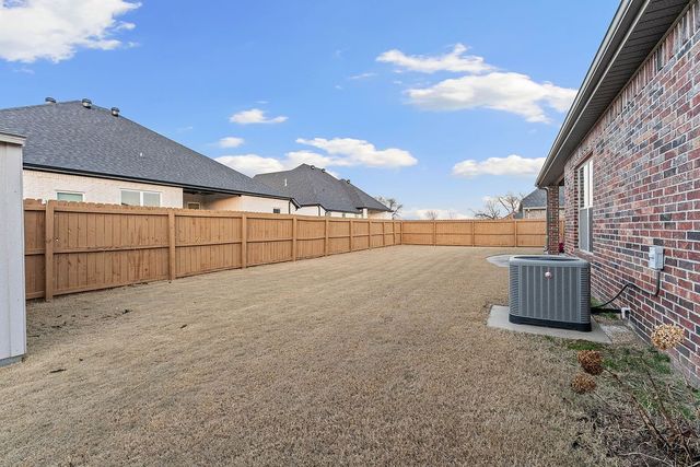 320 Chaparral Street, Centerton, AR 72719