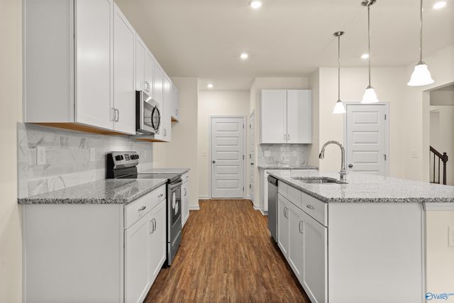 340 Emma Way, New Market, AL 35761