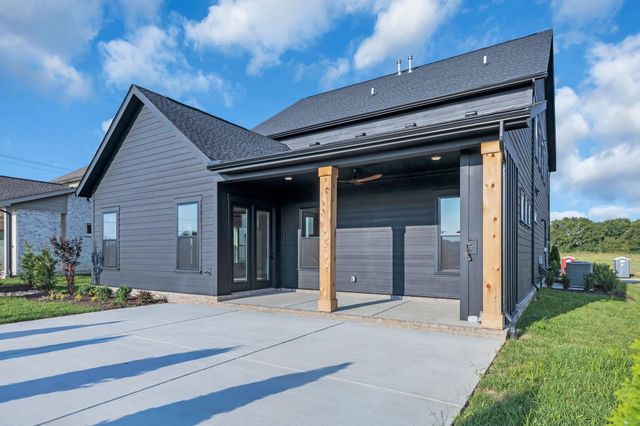 5201 Fairhaven Ct, Thompsons Station, TN 37179