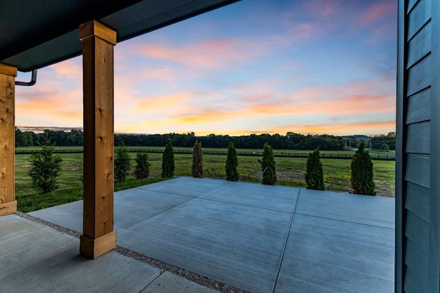 5201 Fairhaven Ct, Thompsons Station, TN 37179