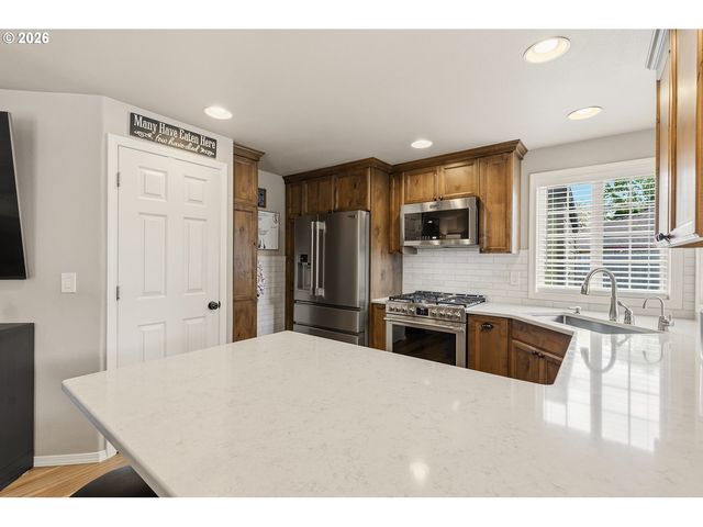 11116 Ne 6TH Ct, Vancouver, WA 98685
