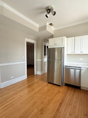 3732 N Wayne Avenue 3, Chicago, IL 60613