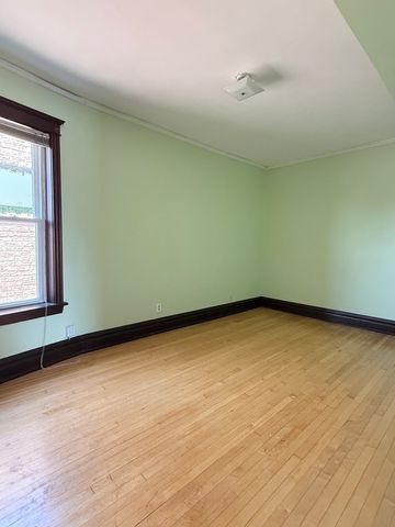 3732 N Wayne Avenue 3, Chicago, IL 60613