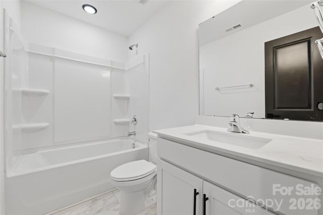 5531 Harris Cove Drive, Charlotte, NC 28269