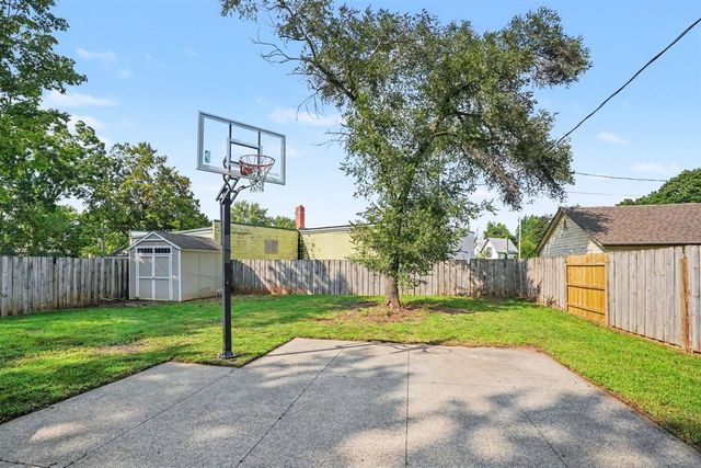 409 E Orleans Street, Otsego, MI 49078