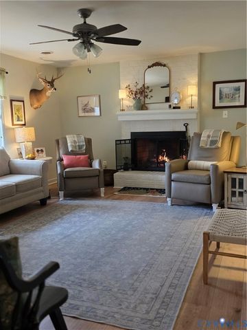 8511 Peaks Rd, Hanover, VA 23069