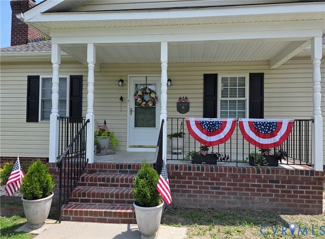 8511 Peaks Rd, Hanover, VA 23069