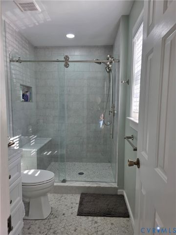8511 Peaks Rd, Hanover, VA 23069