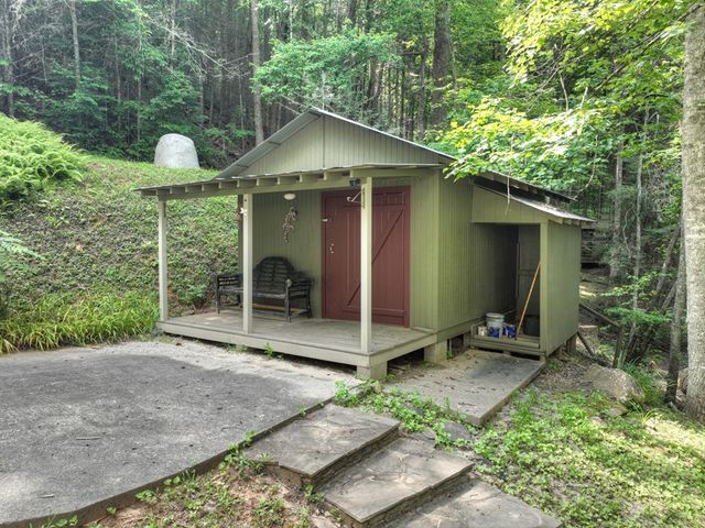 106 Butler Creek Road, Cherry Log, GA 30522