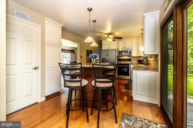 820 BEZEL RD, Wilmington, DE 19803