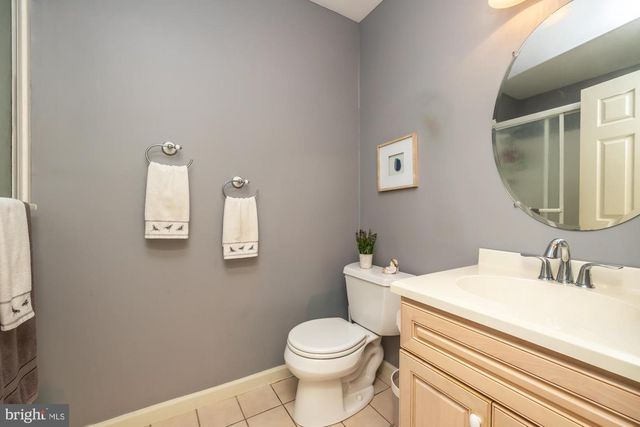 820 BEZEL RD, Wilmington, DE 19803