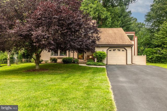 820 BEZEL RD, Wilmington, DE 19803