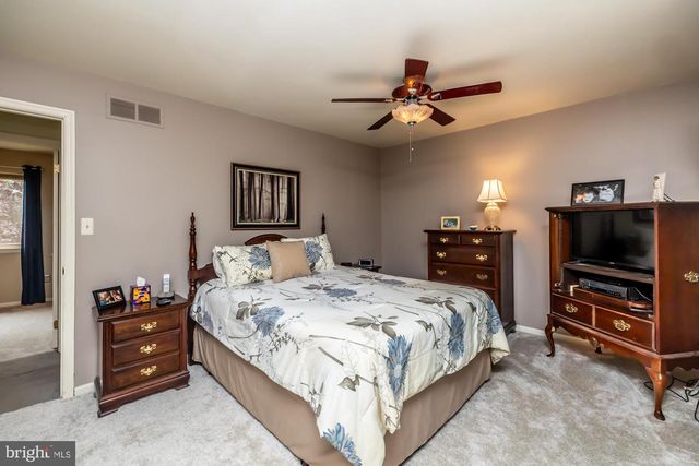 820 BEZEL RD, Wilmington, DE 19803