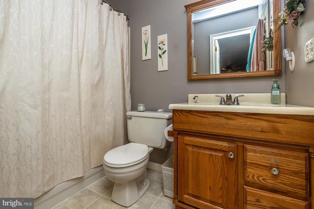 820 BEZEL RD, Wilmington, DE 19803