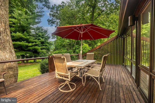 820 BEZEL RD, Wilmington, DE 19803