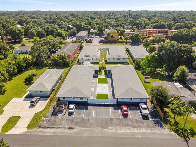 1876 41st Avenue 1, Vero Beach, FL 32960