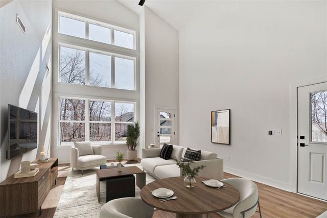 11 Chatburn Lane, Bella Vista, AR 72715