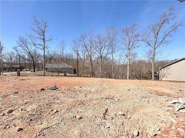 11 Chatburn Lane, Bella Vista, AR 72715