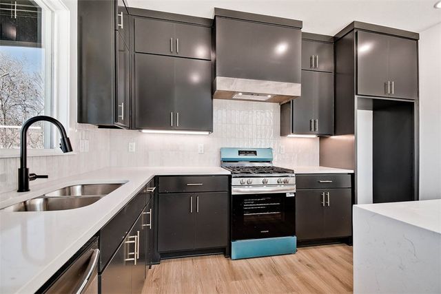 11 Chatburn Lane, Bella Vista, AR 72715