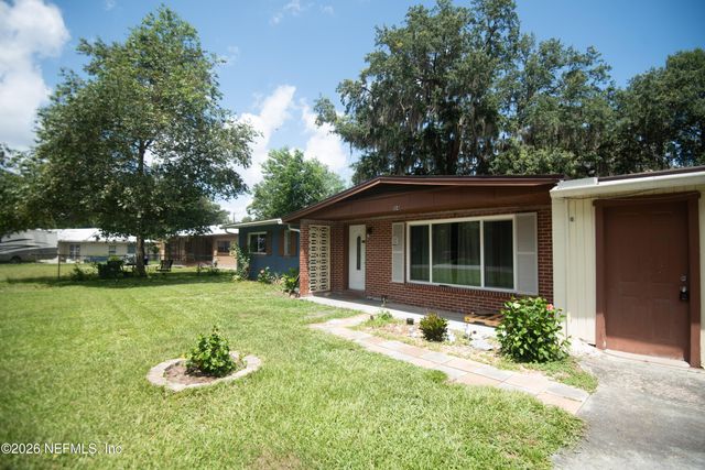 104 OAKDALE Drive, Palatka, FL 32177