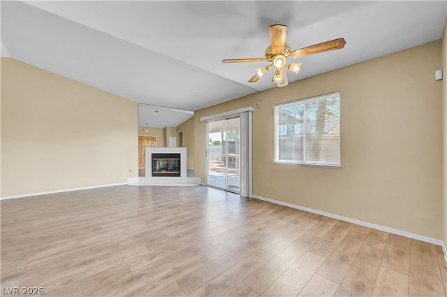4814 Spring Falls Way, North Las Vegas, NV 89031