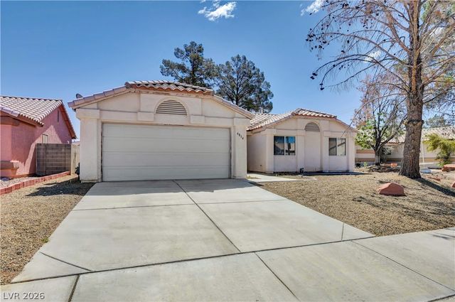 4814 Spring Falls Way, North Las Vegas, NV 89031