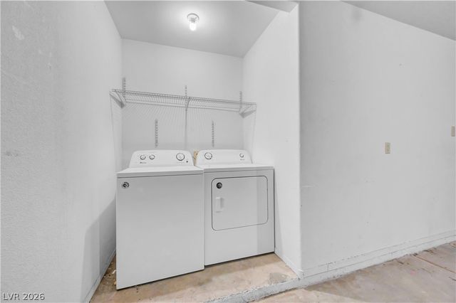 4814 Spring Falls Way, North Las Vegas, NV 89031