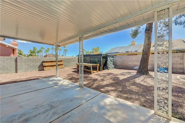 4814 Spring Falls Way, North Las Vegas, NV 89031