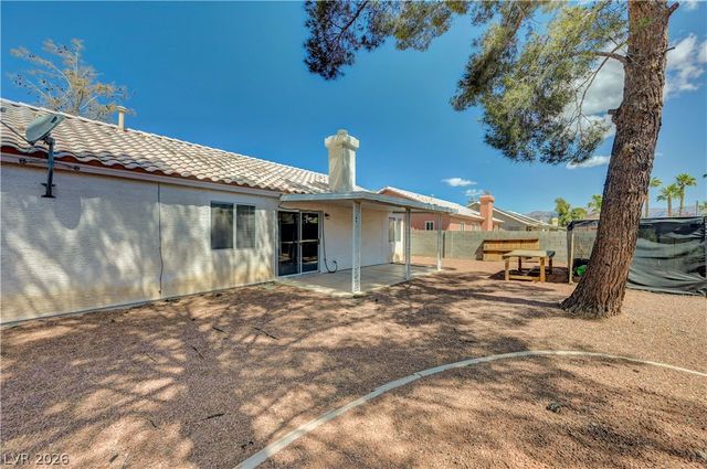 4814 Spring Falls Way, North Las Vegas, NV 89031