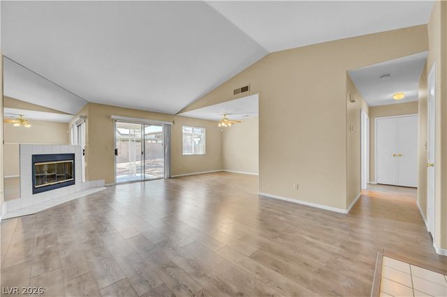 4814 Spring Falls Way, North Las Vegas, NV 89031