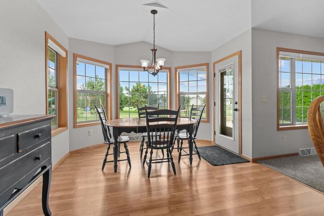 N1779 SWANEE CIRCLE, Greenville, WI 54942