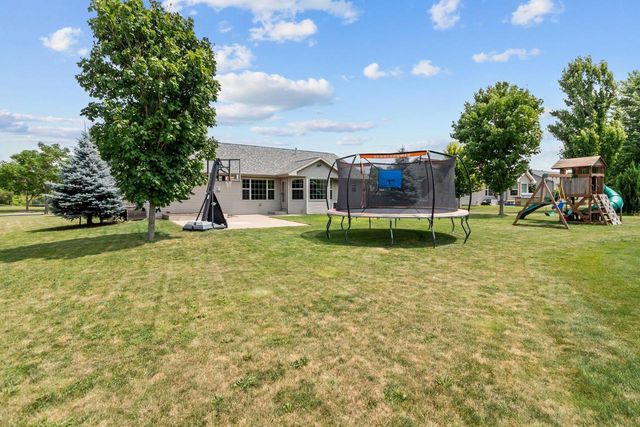 N1779 SWANEE CIRCLE, Greenville, WI 54942