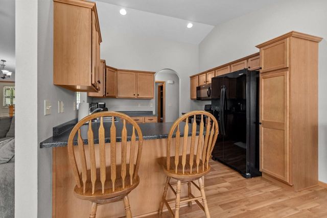 N1779 SWANEE CIRCLE, Greenville, WI 54942