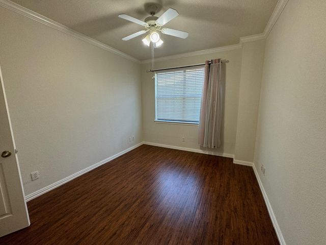 9400 Bellaire Boulevard 110, Houston, TX 77036