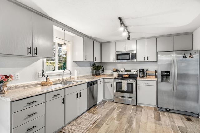 775 Garfield Street, Medford, OR 97501