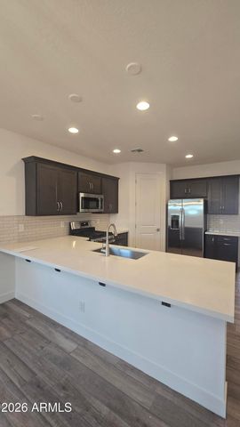 8823 W Pasadena Avenue, Glendale, AZ 85305