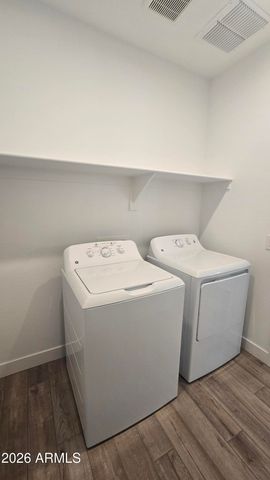 8823 W Pasadena Avenue, Glendale, AZ 85305